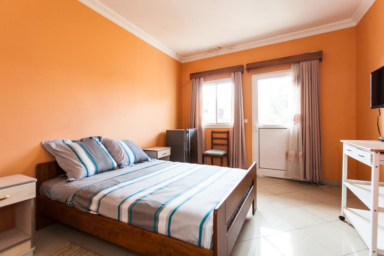 Oceanis Home & Voyages Ivato  المظهر الخارجي الصورة